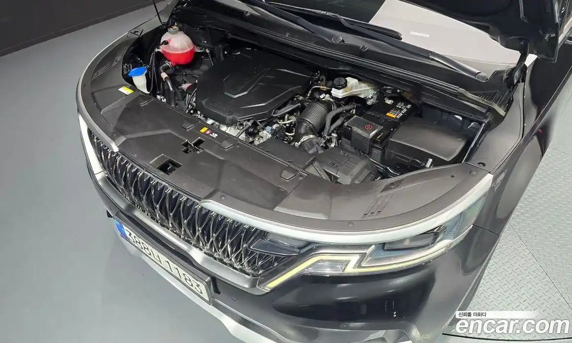 Kia Canival 2022 2.2 Автомат в Москве № 930074, фото 6