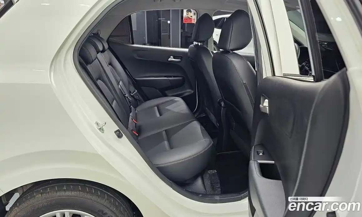 Kia Morning 2022 1.0 Автомат в Москве № 930094, фото 12