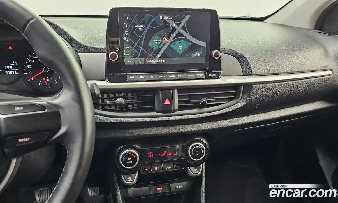 Kia Morning 2022 1.0 Автомат в Москве № 930094, фото 14