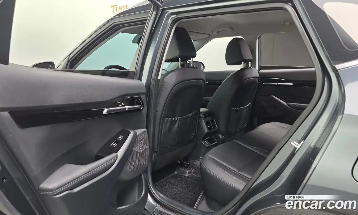 Kia Seltos 2023 2.0 Автомат в Москве № 930095, фото 17