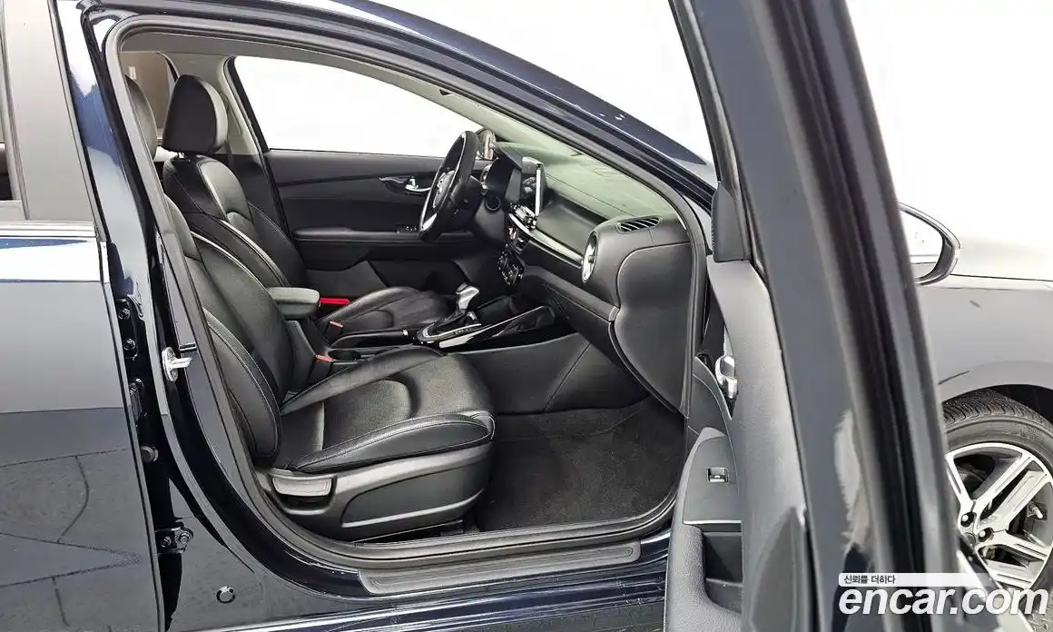 Kia K3 2020 1.6 Автомат в Москве № 930130, фото 11