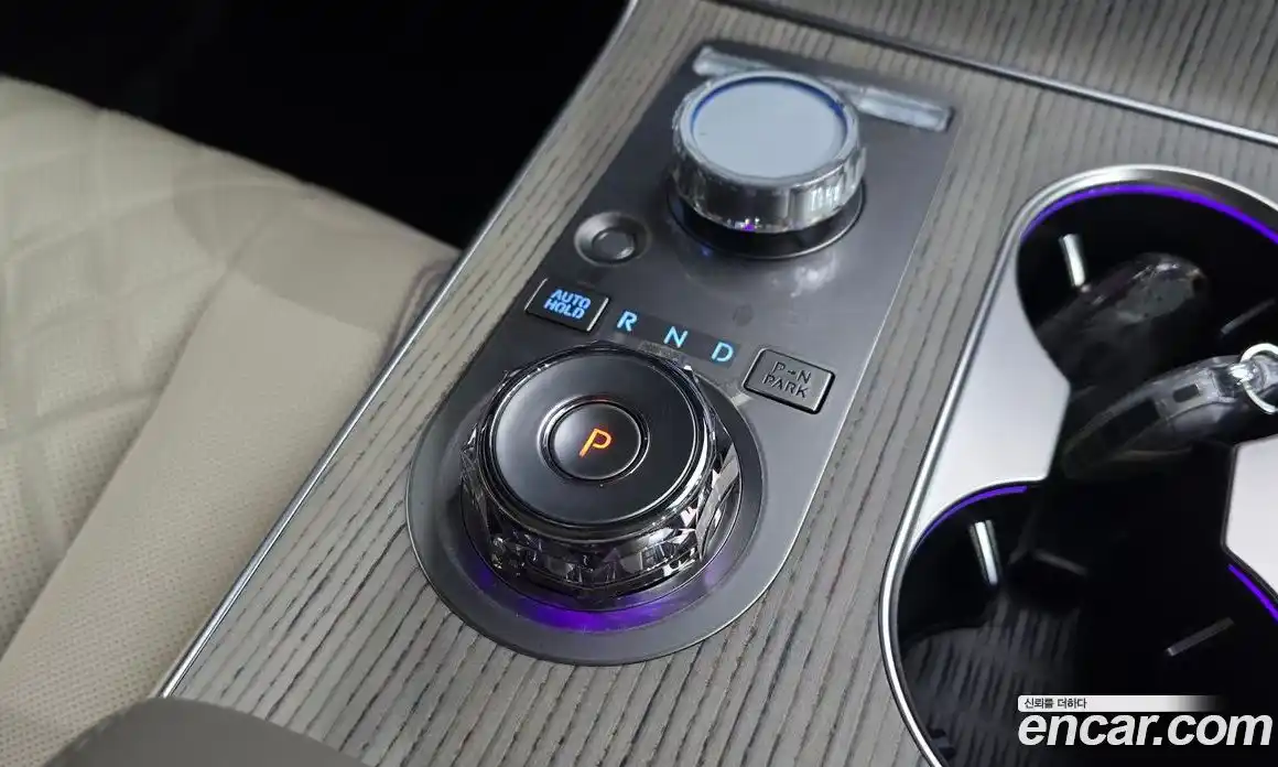 Genesis GV80 2024 2.5 Автомат в Москве № 930339, фото 9