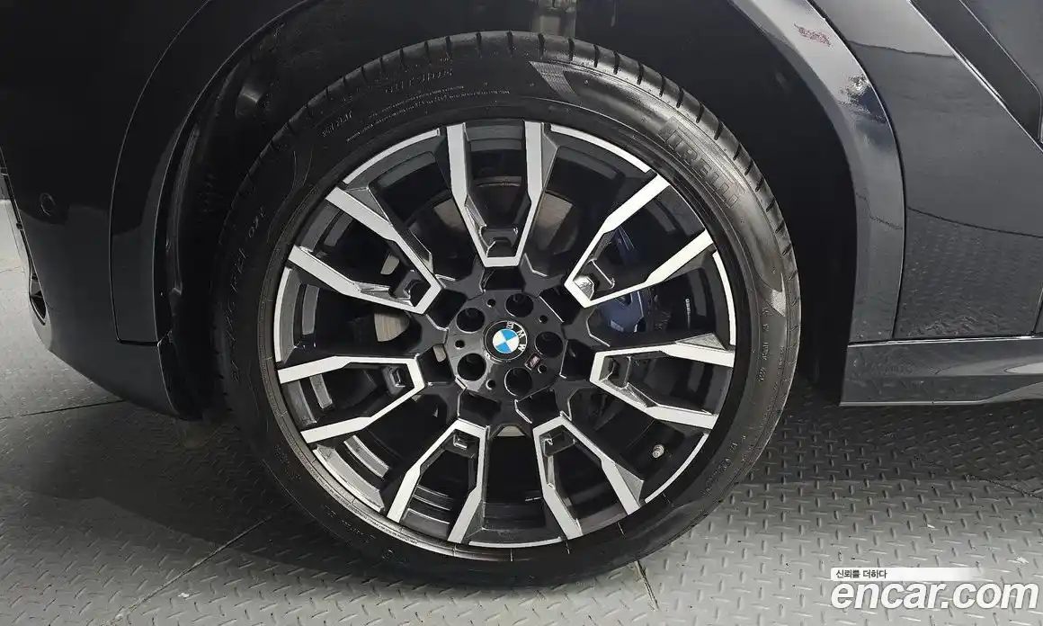 BMW X6 2025 3.0 гидро в Москве № 930388, фото 5