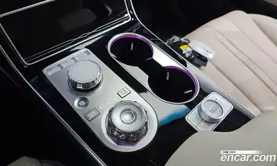 Genesis GV80 2025 2.5 Автомат в Москве № 930437, миниатюра 9