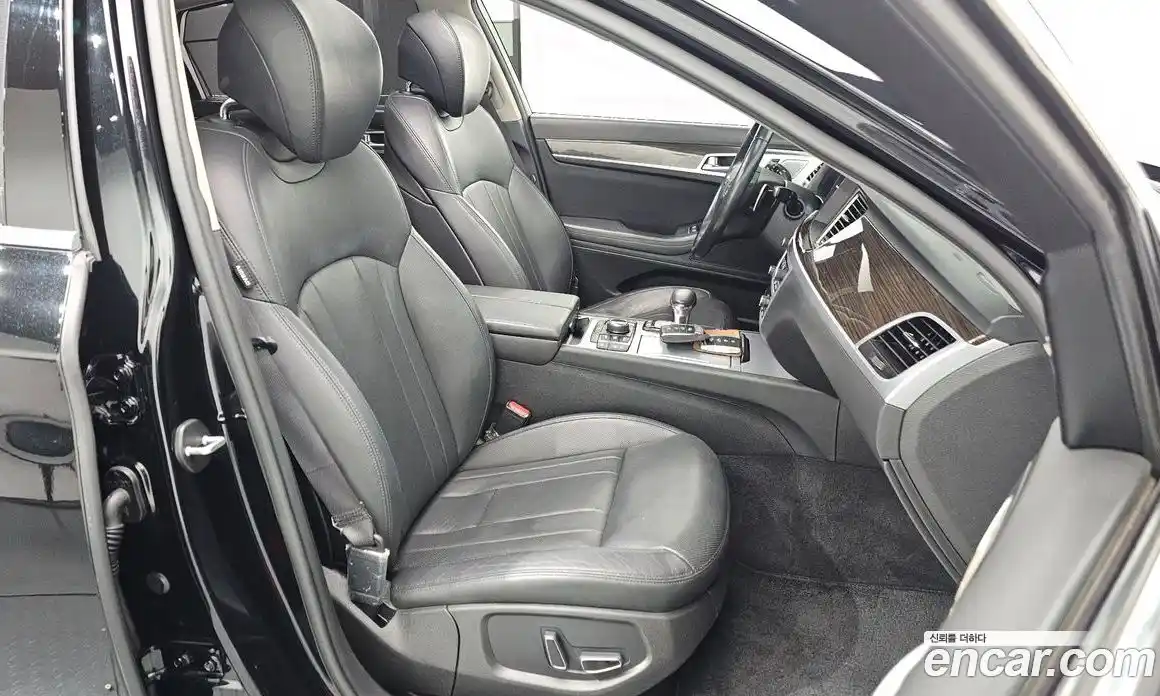 Genesis G80 2017 3.3 Автомат в Москве № 930665, фото 10