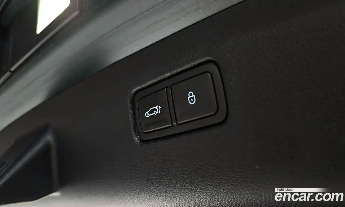 Genesis GV70 2022 2.5 Автомат в Москве № 930933, фото 20