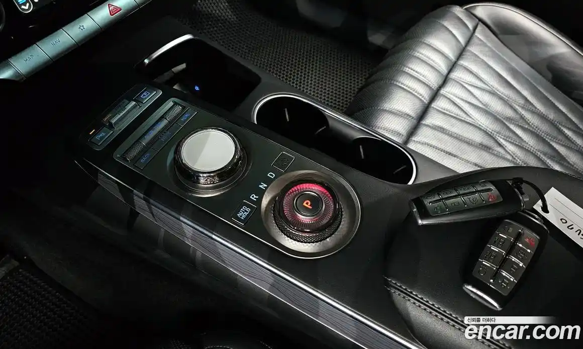 Genesis GV70 2022 2.5 Автомат в Москве № 930933, фото 9