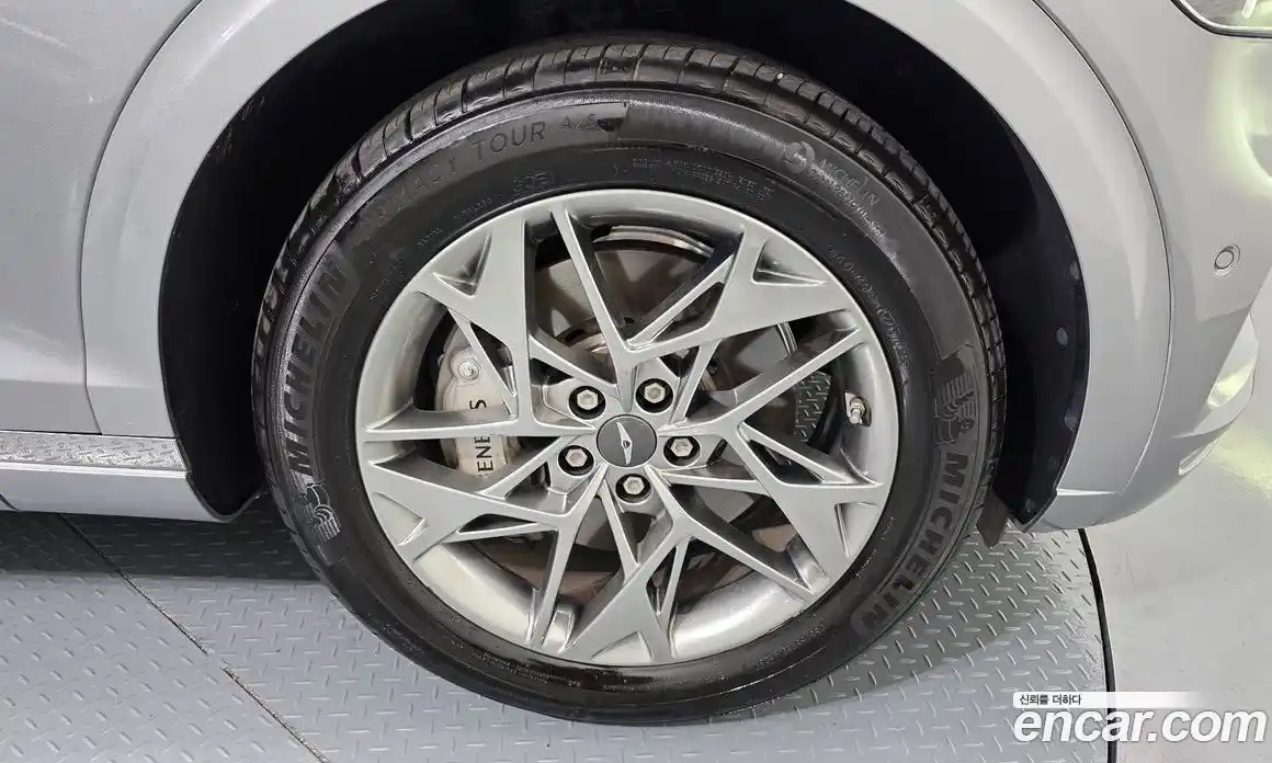 Genesis GV70 2022 2.5 Автомат в Москве № 931039, фото 5