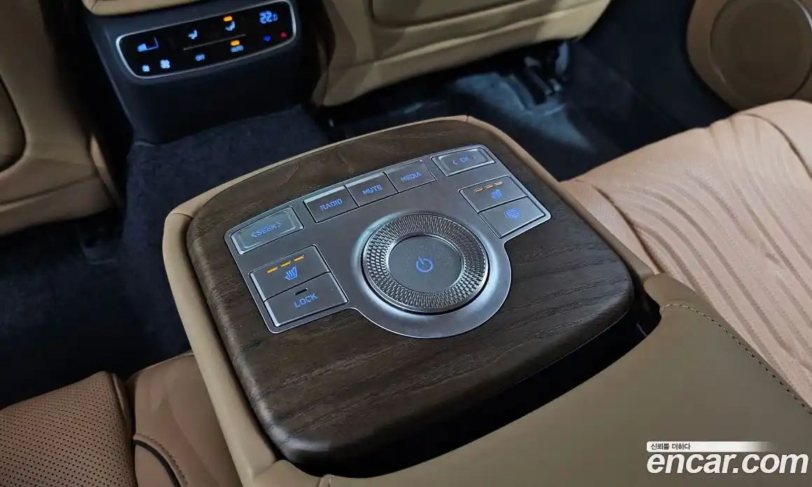 Genesis G80 2022 2.5 Автомат в Москве № 931054, фото 19