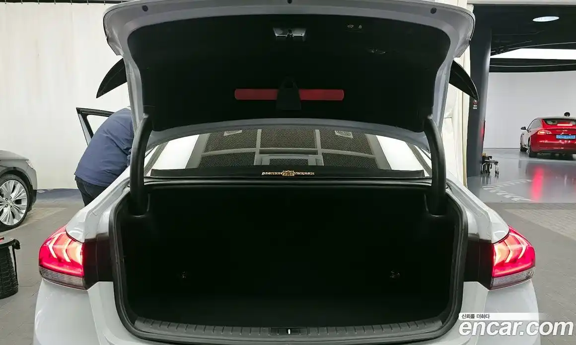 Genesis G80 2017 3.3 Автомат в Москве № 931176, фото 20