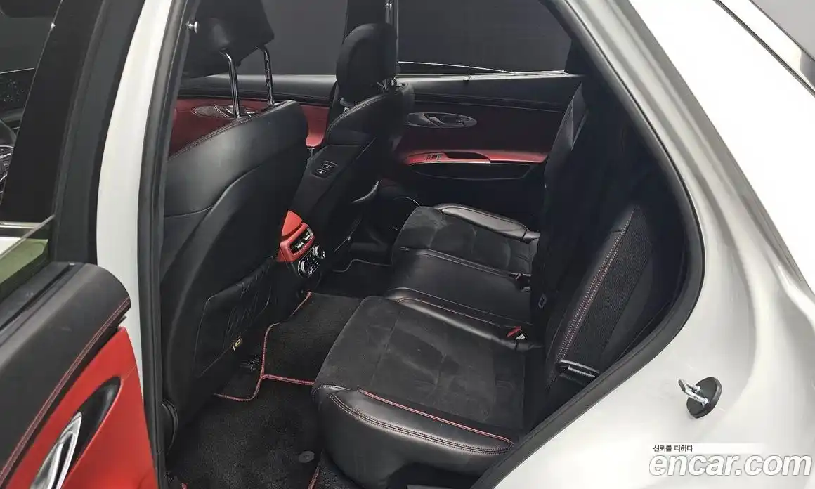 Genesis GV70 2022 2.5 Автомат в Москве № 931190, фото 12