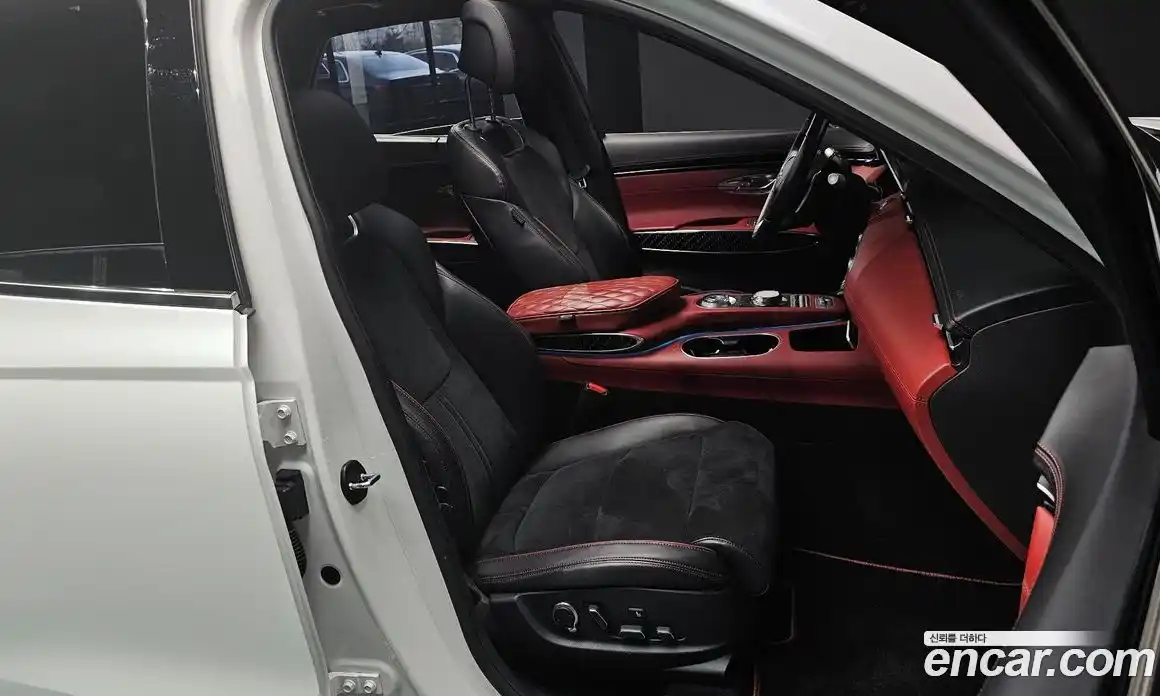 Genesis GV70 2022 2.5 Автомат в Москве № 931190, фото 10