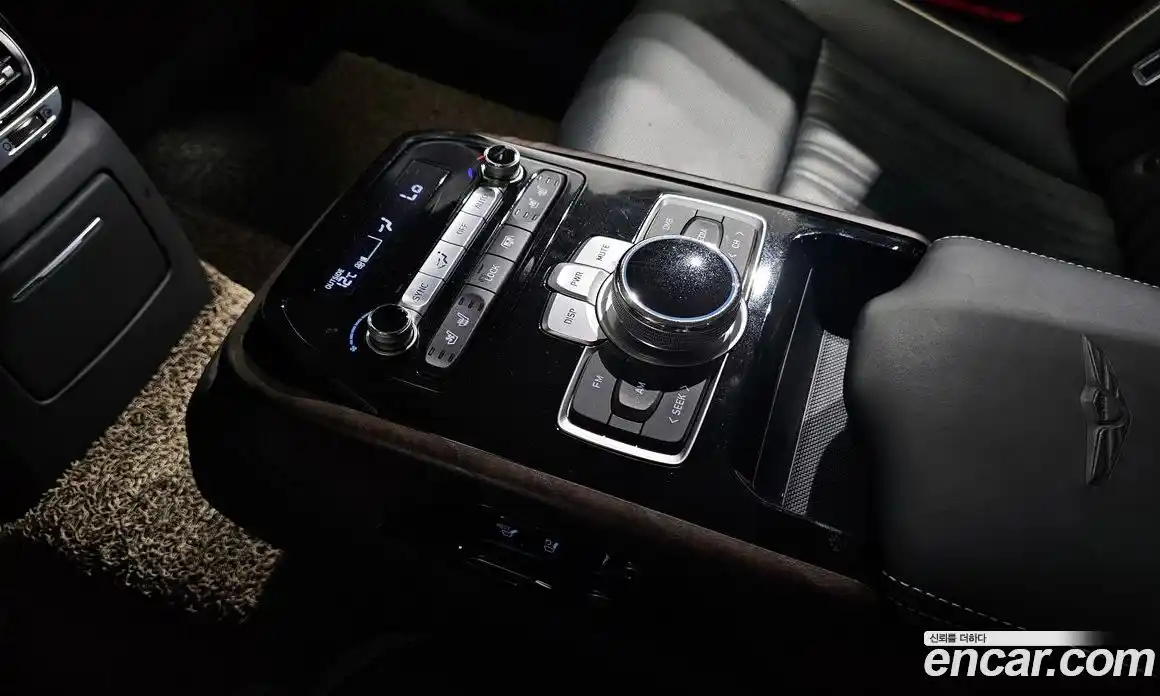 Genesis G90 2020 3.8 Автомат в Москве № 931231, фото 18