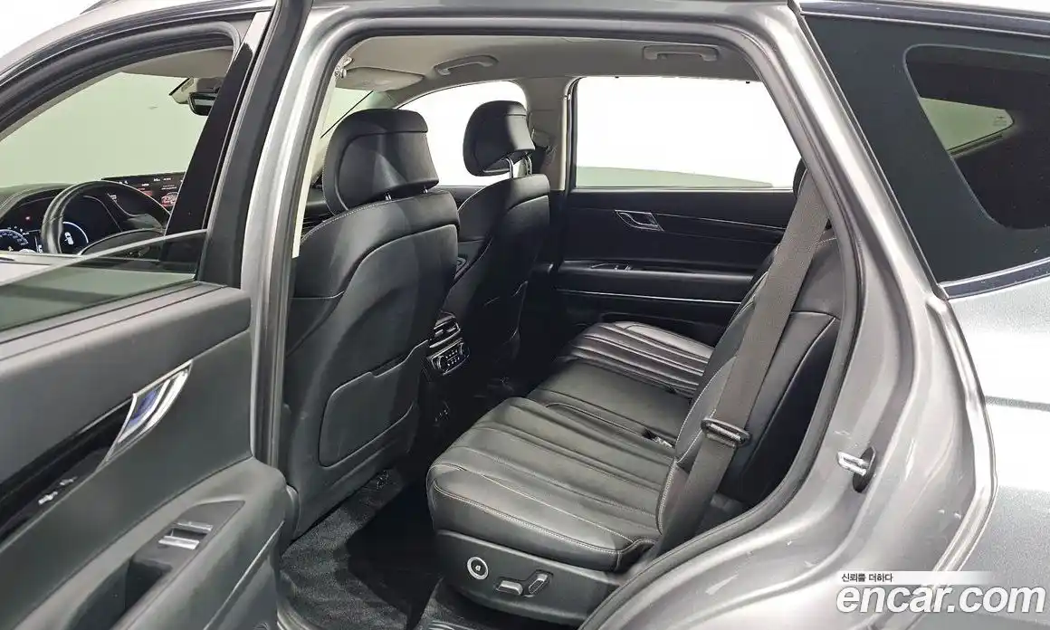 Genesis GV80 2020 3.0 Автомат в Москве № 931324, фото 17