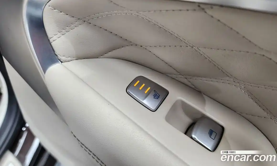 Genesis G70 2017 2.0 Автомат в Москве № 931334, фото 19