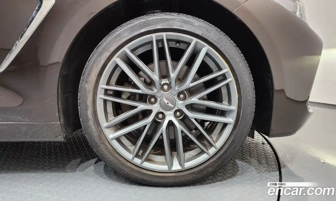 Genesis G70 2017 2.0 Автомат в Москве № 931334, фото 5