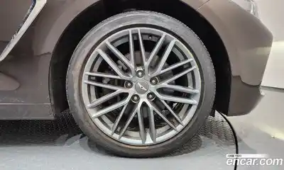 Genesis G70 2017 2.0 Автомат в Москве № 931334, миниатюра 5