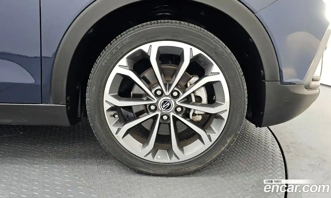 SsangYong TIBOLI 2017 1.6 Автомат в Москве № 931691, фото 5