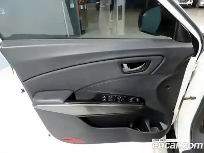 SsangYong TIBOLI 2024 1.5 Автомат в Москве № 931783, миниатюра 12