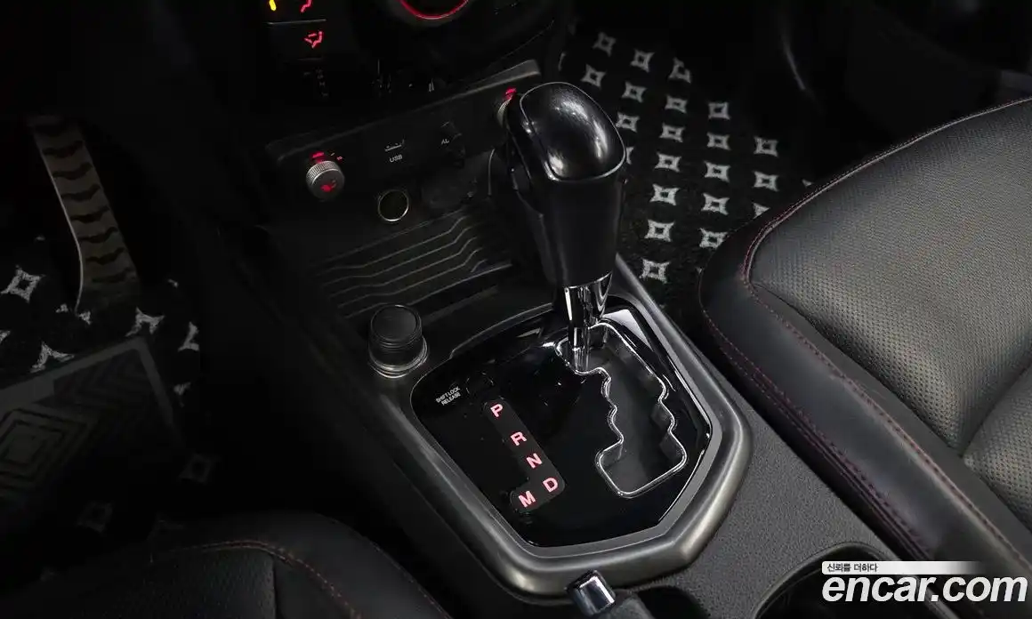 SsangYong TIBOLI 2016 1.6 Автомат в Москве № 932321, фото 9