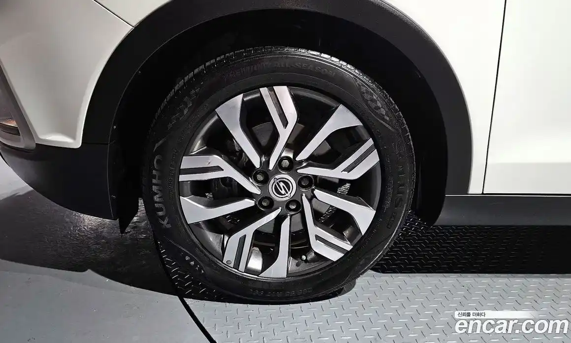 SsangYong TIBOLI 2019 1.6 Автомат в Москве № 932328, фото 5