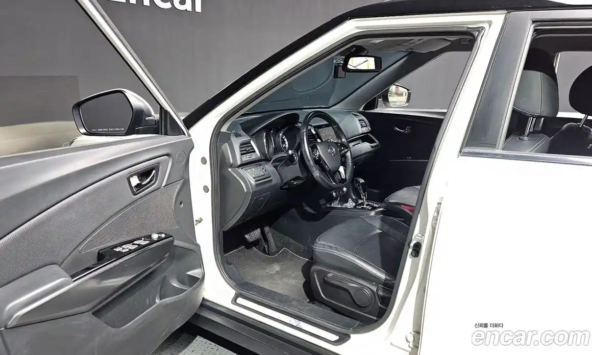 SsangYong TIBOLI 2017 1.6 гидро в Москве, фото 10