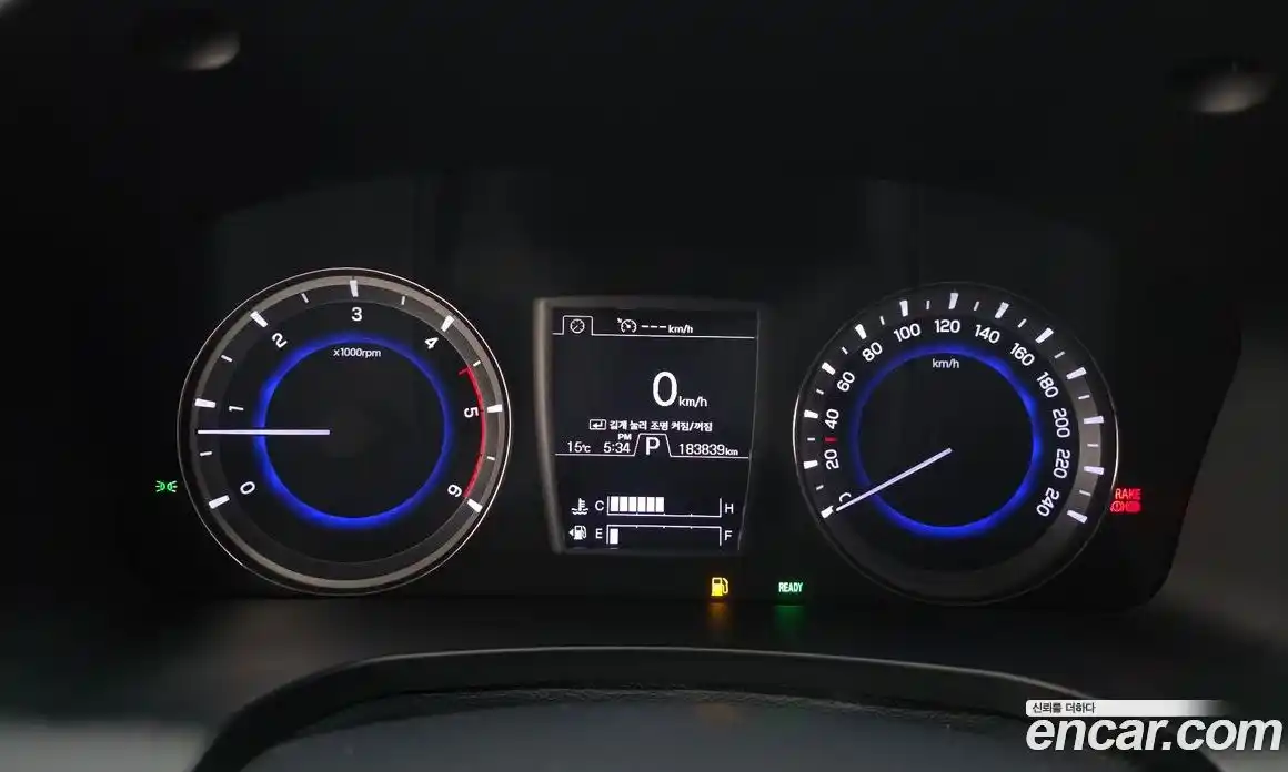 SsangYong Rexton 2017 2.2 Автомат в Москве № 933513, фото 8