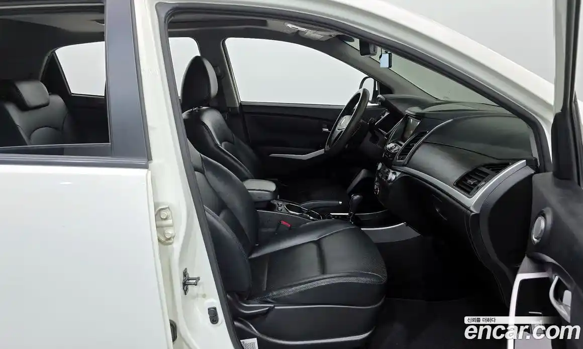 SsangYong Korando 2015 2.0 гидро в Москве № 933529, фото 11