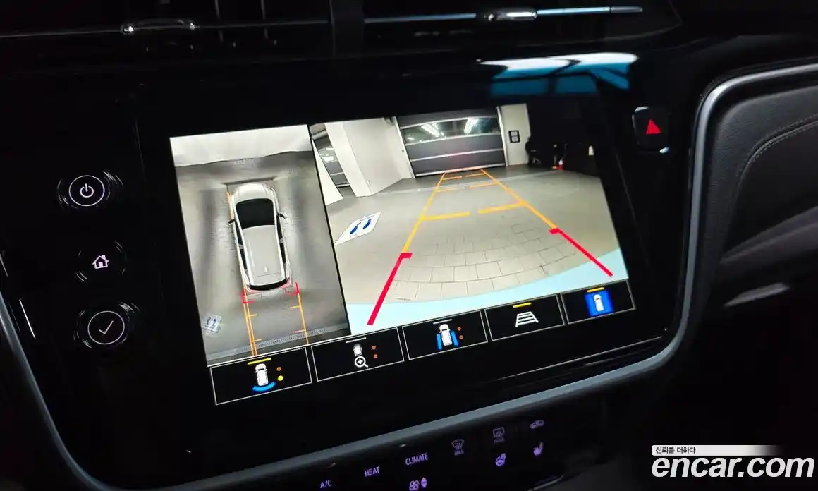 Chevrolet Bolt EV 2022 0.2 Автомат в Москве № 934468, фото 15