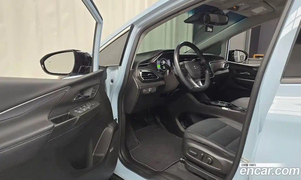 Chevrolet Bolt EV 2022 0.2 Автомат в Москве № 934468, фото 10