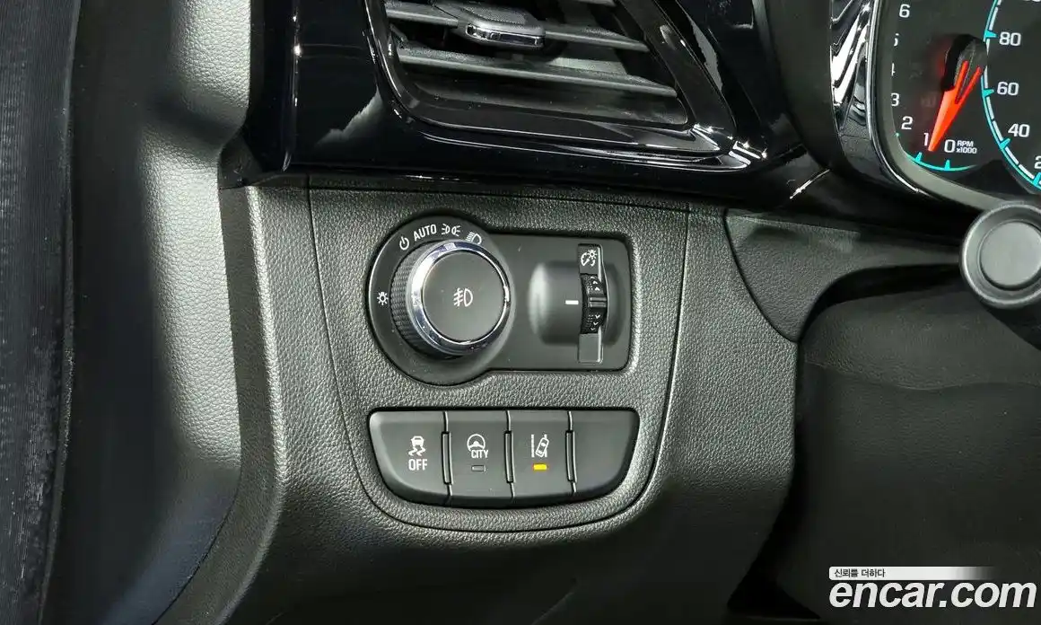 Chevrolet Spark 2016 1.0 гидро в Москве, фото 14