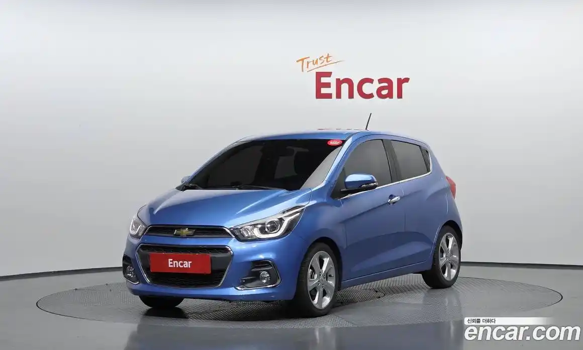 Chevrolet Spark 2015 1.0 Автомат в Москве № 934656, фото 1