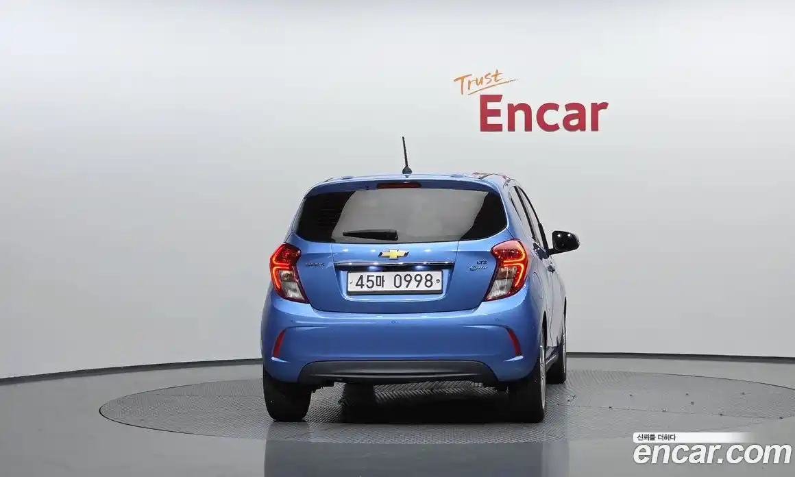 Chevrolet Spark 2015 1.0 Автомат в Москве № 934656, фото 4