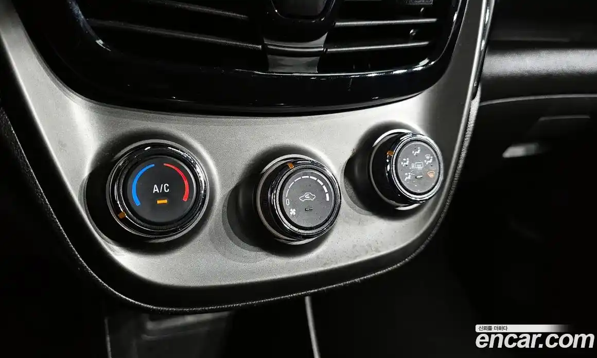 Chevrolet Spark 2018 1.0 гидро в Москве № 935196, фото 15