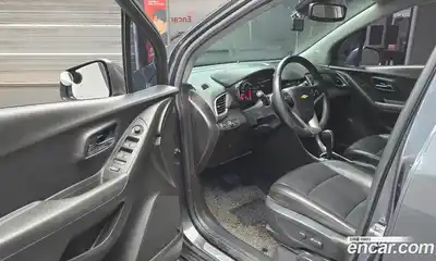 Chevrolet Trax 2017 1.4 Автомат в Москве № 935496, миниатюра 11