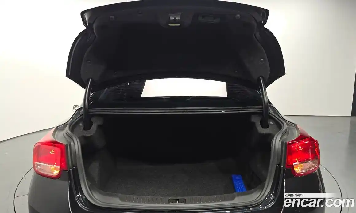 Chevrolet Malibu 2013 2.0 Автомат в Москве № 936063, фото 20