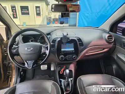 Renault QM3 2016 1.5 Автомат в Москве № 937303, миниатюра 12