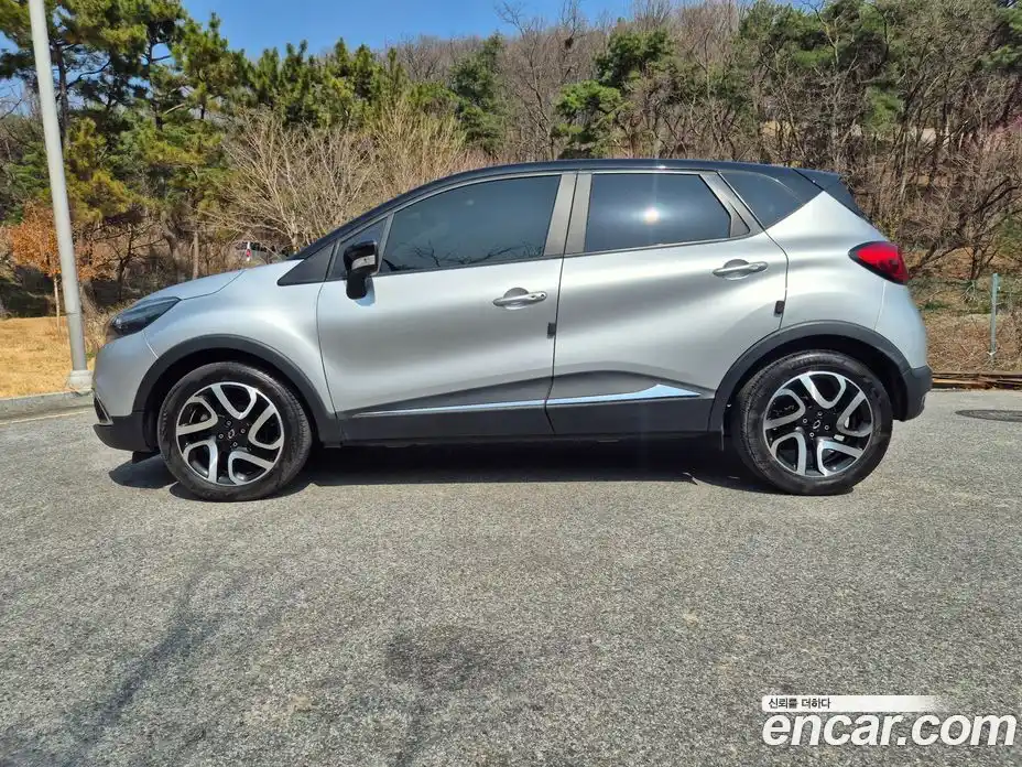 Renault QM3 2015 1.5 Автомат в Москве № 937352, фото 3