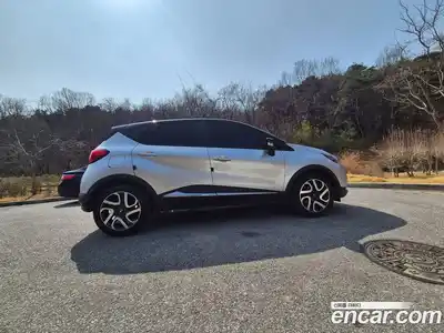 Renault QM3 2015 1.5 Автомат в Москве № 937352, миниатюра 7