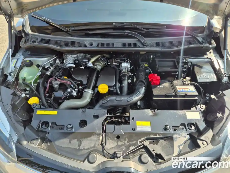 Renault QM3 2015 1.5 Автомат в Москве № 937352, фото 9