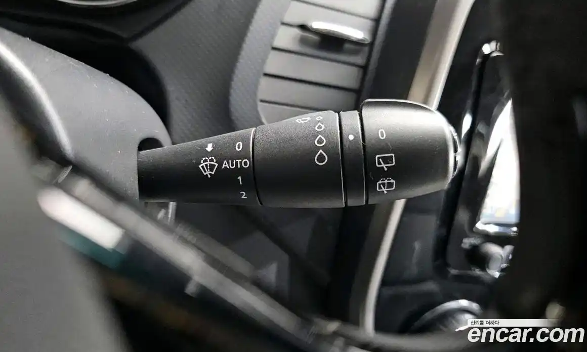 Renault QM3 2016 1.5 Автомат в Москве № 937539, фото 16