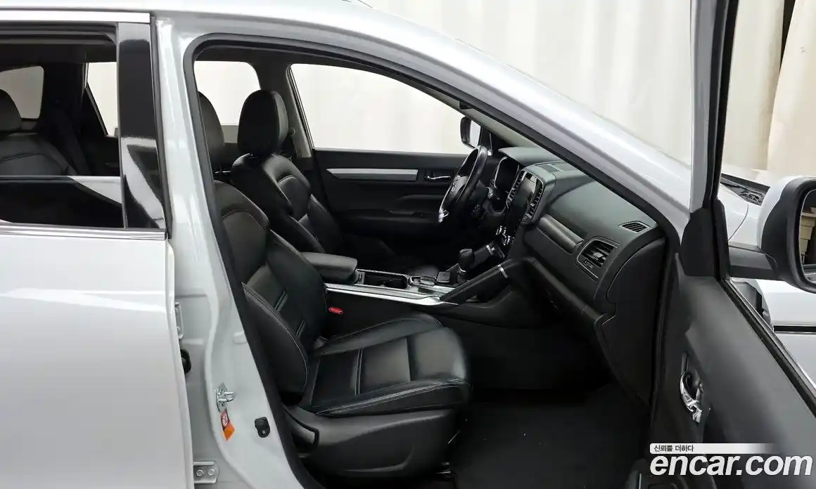 Renault QM6 2022 2.0 гидро в Москве № 937583, фото 11