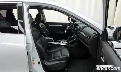 Renault QM6 2022 2.0 гидро в Москве № 937583, миниатюра 11
