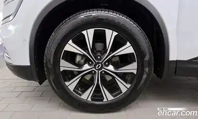 Renault QM6 2022 2.0 гидро в Москве № 937583, миниатюра 5