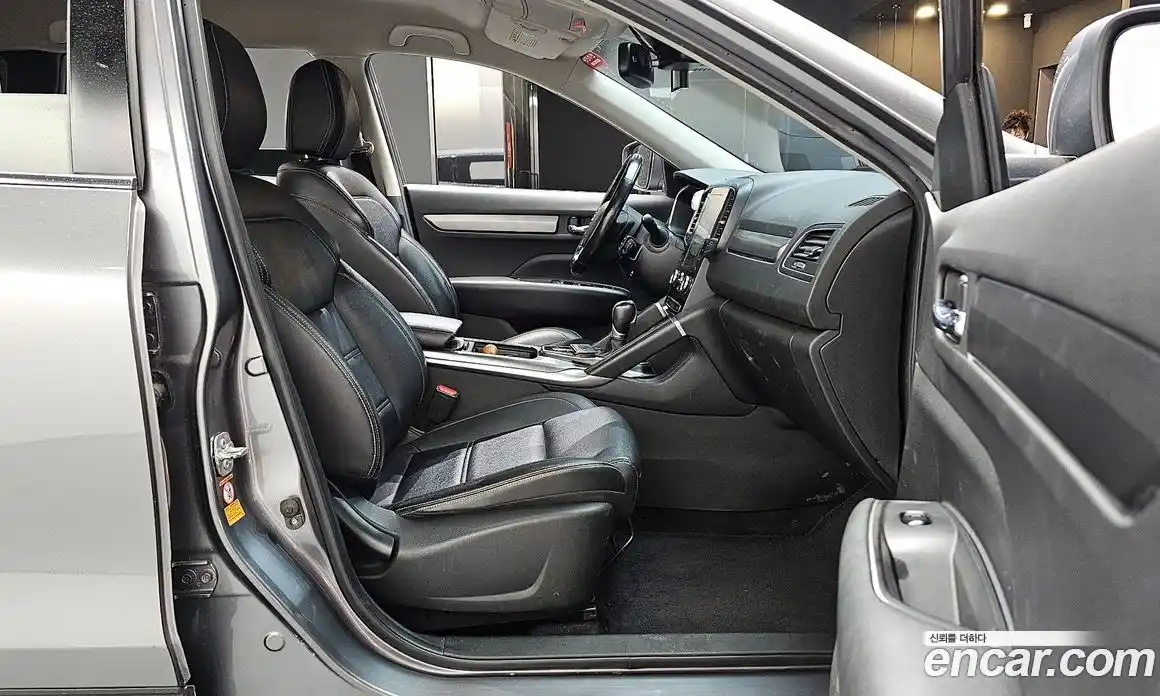 Renault QM6 2018 2.0 гидро в Москве № 937716, фото 10