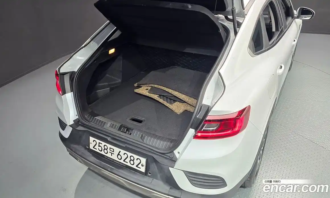 Renault XM3 2020 1.3 Автомат в Москве № 937852, фото 19