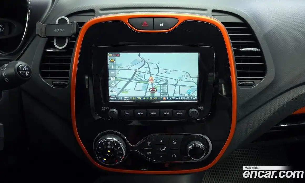 Renault QM3 2015 1.5 гидро в Москве № 937903, фото 15