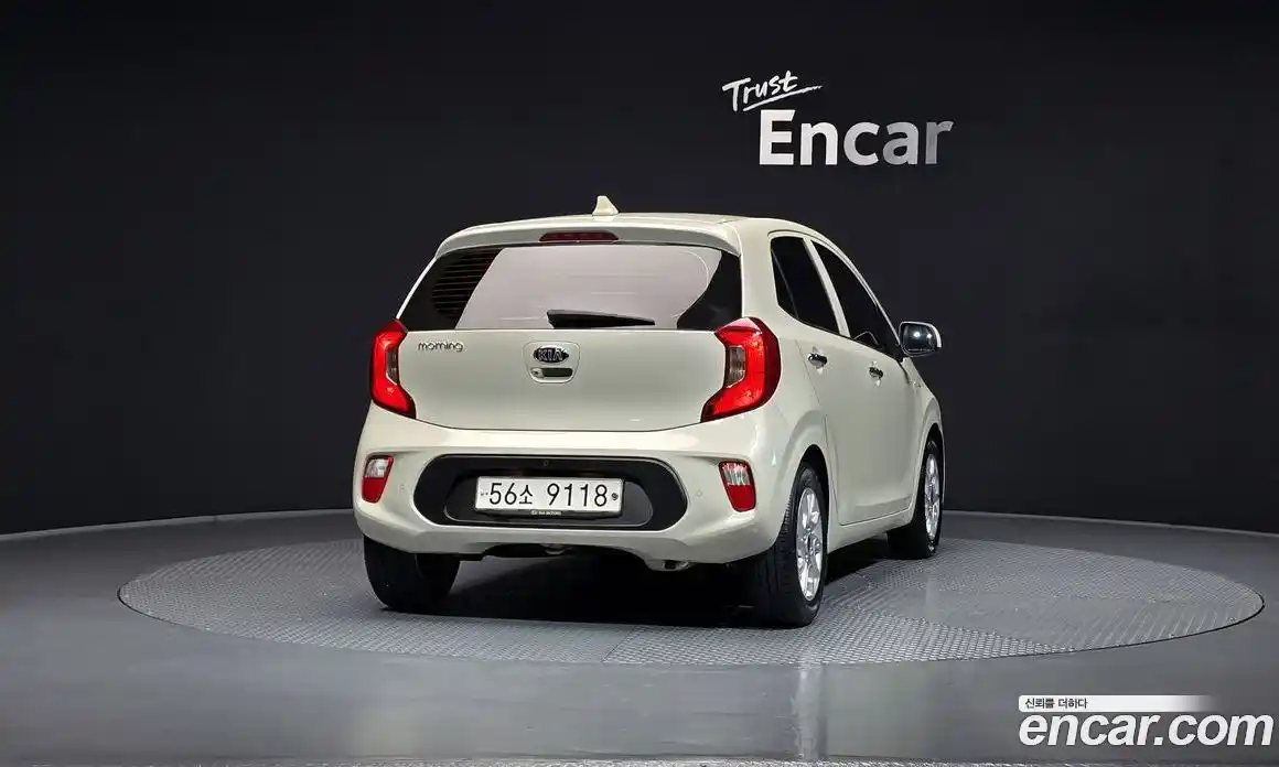 Kia Morning 2019 1.0 Автомат в Москве № 929202, фото 4