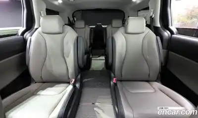 Kia Canival 2024 1.6 Автомат в Москве № 929471, миниатюра 12