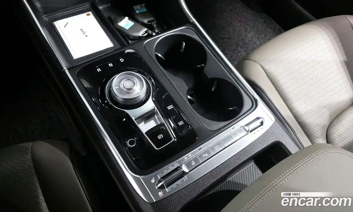 Kia Canival 2024 1.6 Автомат в Москве № 929471, фото 9